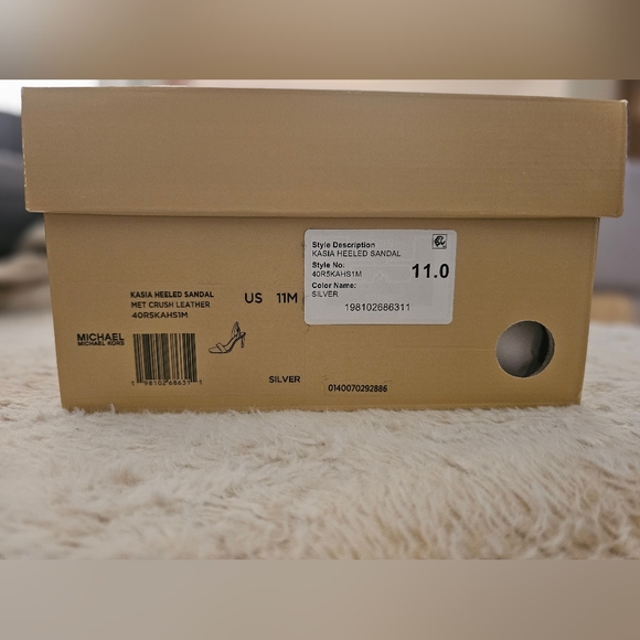 Michael Kors Kasia Crushed Silver Leather Metallic Heels - Picture 8 of 8